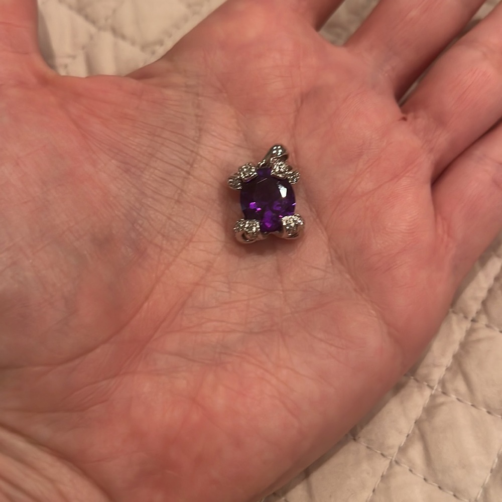 Pendant - Picture 2 of 2